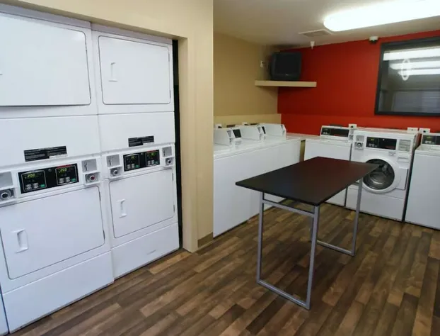 Wonderful Room in Music City hotel detail image 1