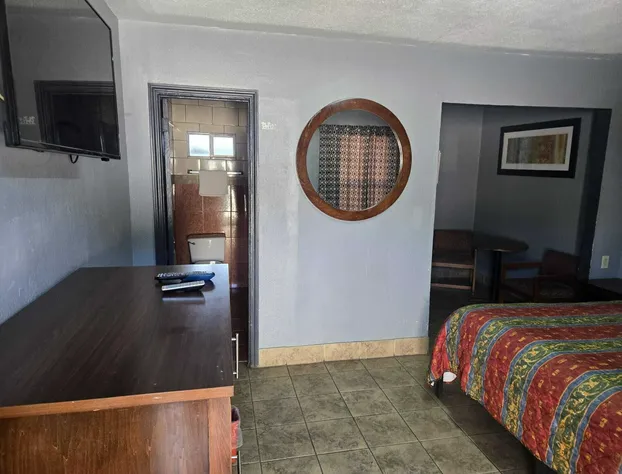 Aaron Motel By OYO San Antonio NW I-10 hotel detail image 4