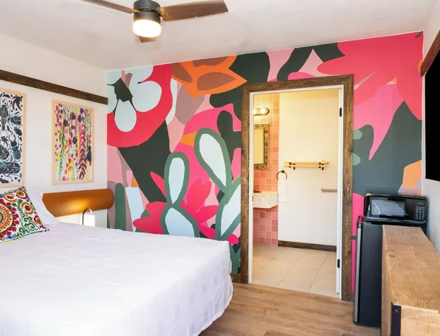 Big Bend Station hotel detail image 3