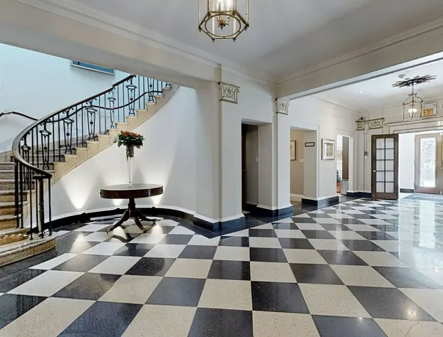 The University Club of Toronto hotel detail image 1