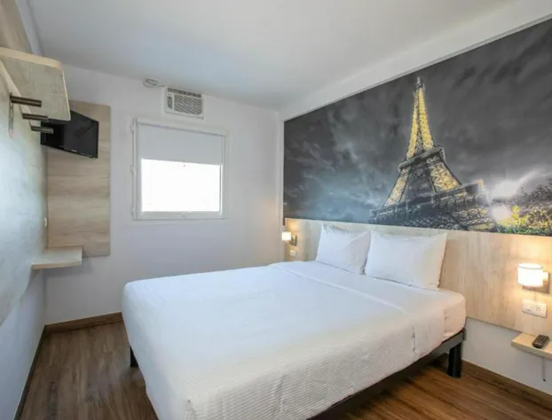 Hotel hi Tecnológico Garza Sada hotel detail image 3