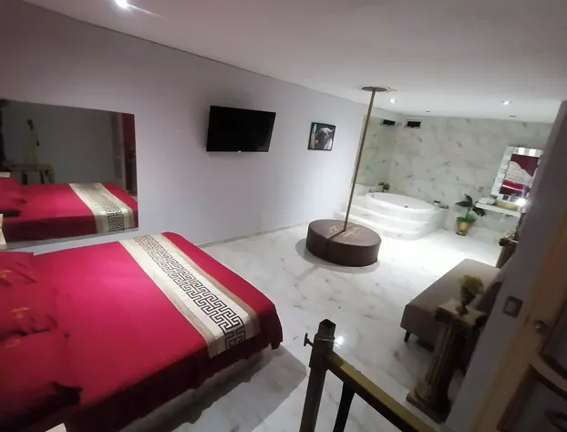 Hotel-Motel Deluxe hotel detail image 3