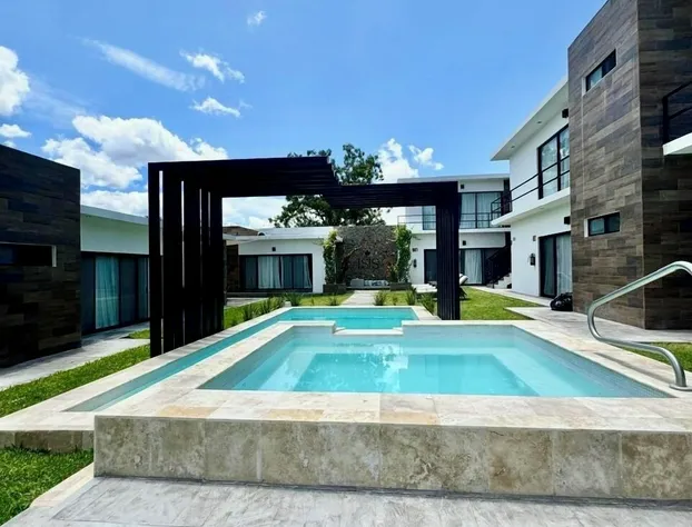 Isis Hotel Boutique hotel detail image 3