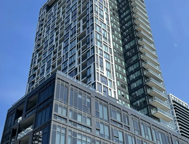 Skyline Luxe Panoramic Suites & towers Toronto hotel detail image 1