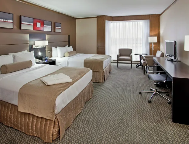 Hôtel Chateauneuf Gatineau—Ottawa hotel detail image 4