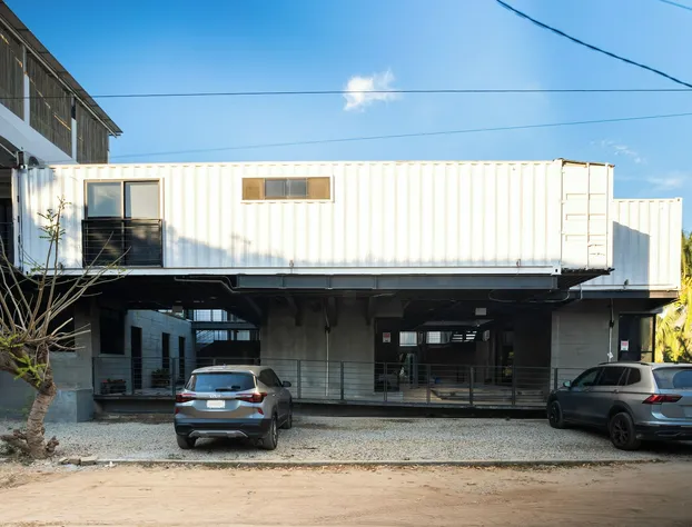 EssentialPXM Arkitainer ResidentialLofts hotel detail image 2