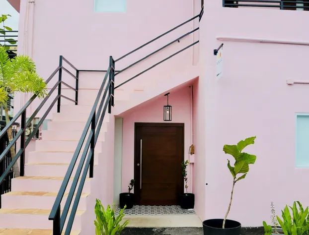 Room 15: Skyline Sips & Santurce Charm hotel detail image 2