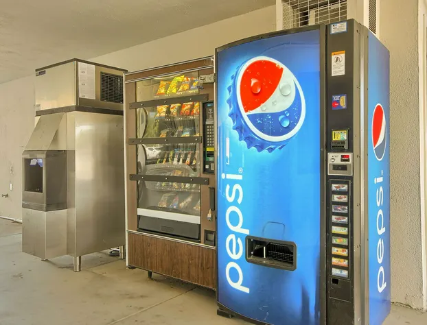 Motel 6 Fresno, CA - Blackstone North hotel detail image 3