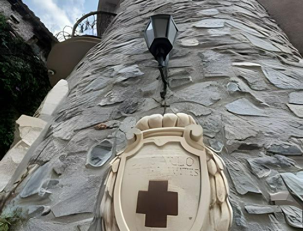 Castello di Carlo - Suite Carlo VII hotel detail image 3