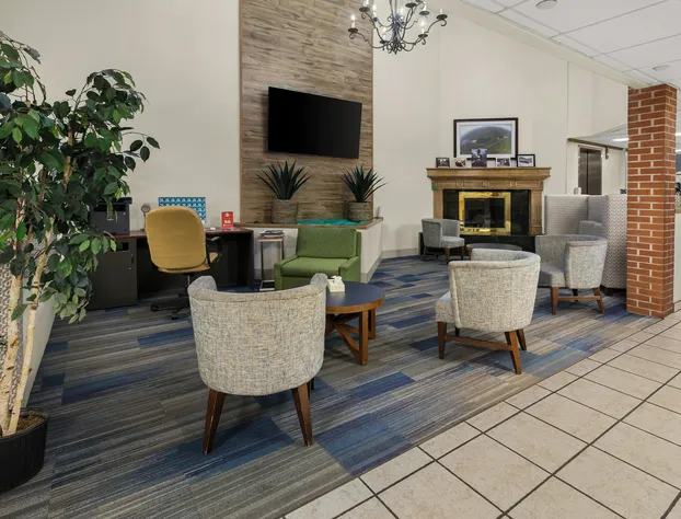 Suburban Studios Altoona hotel detail image 2