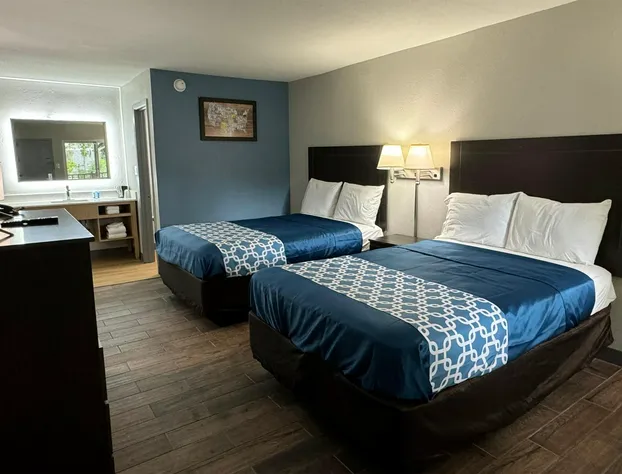 Travelodge by Wyndham Gainesville hotel detail image 2