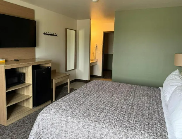 Travelodge by Wyndham Atlanta, Illinois hotel detail image 2