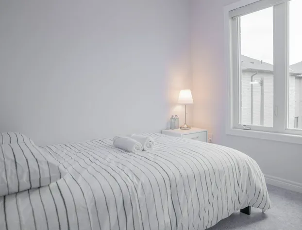 Lovely Bedroom hotel detail image 3