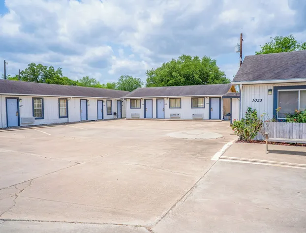 OYO Budget Inn Falfurrias Hwy 281 hotel detail image 2