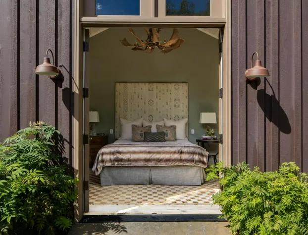 Eleven Sopris House hotel detail image 4