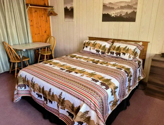Big Sky Motel hotel detail image 2