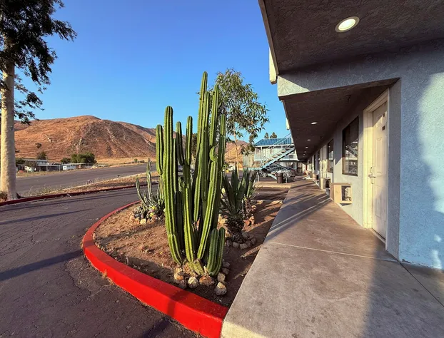 Circle Inn Hotel Jurupa Valley Riverside hotel detail image 2