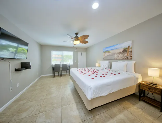 Surf & Sand Vacation Rentals Pompano Beach hotel detail image 4