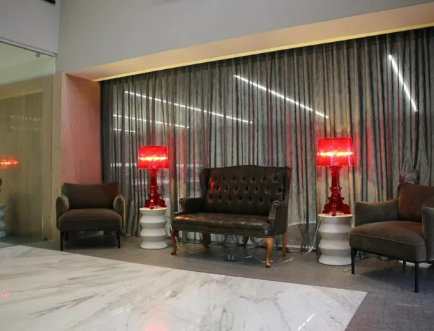 Colony Residences & Suites hotel detail image 1