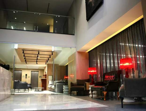 Colony Residences & Suites hotel detail image 2