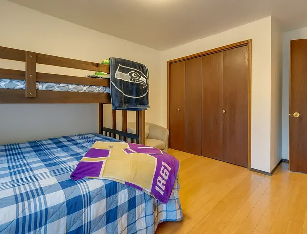 Peaceful House in Lake Forest Park hotel detail image 4