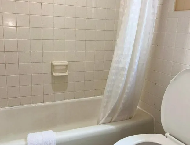 deavers motel hotel detail image 4