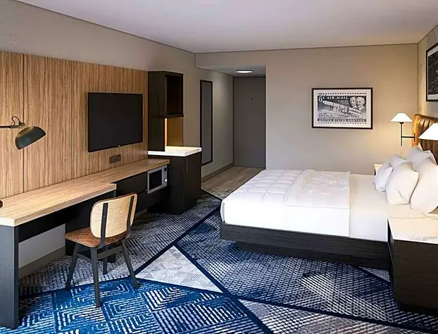 DoubleTree by Hilton Dayton Fairborn hotel detail image 2