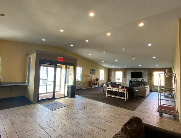 Super 8 by Wyndham Fort Wayne hotel detail image 1