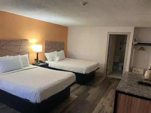 Howard Johnson by Wyndham Malden Boston Area hotel detail image 2