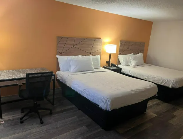 Howard Johnson by Wyndham Malden Boston Area hotel detail image 3