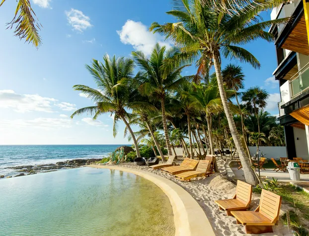 Angelina 28 Beachfront and Family Apartments - Modern and Relaxing Long Stays (20 min from Cancun Airport) hotel detail image 1