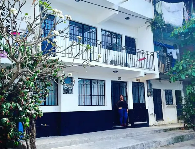 Zona Romantica Monyxbnb hotel detail image 1