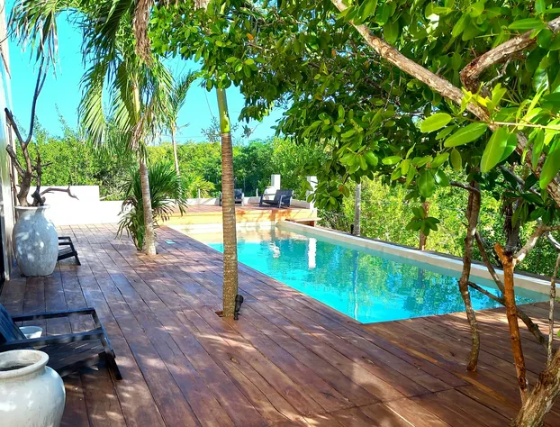 Piquete Holbox hotel detail image 1