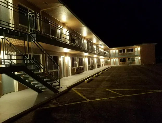 Leisure Lodge Motel hotel detail image 4