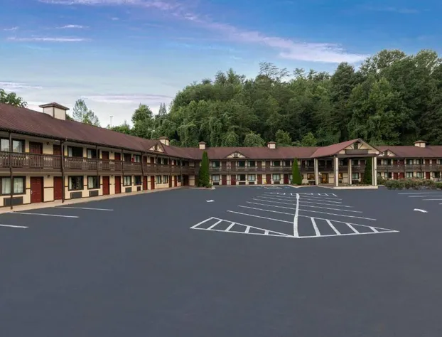 Super 8 by Wyndham Helen hotel detail image 2