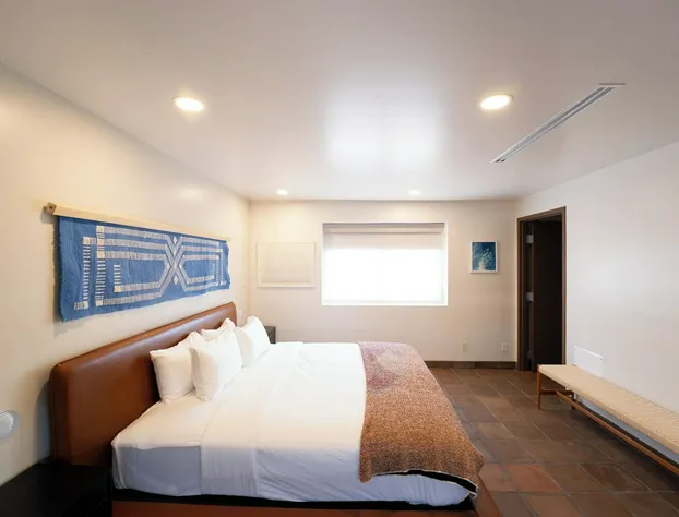 High Frontier hotel detail image 4