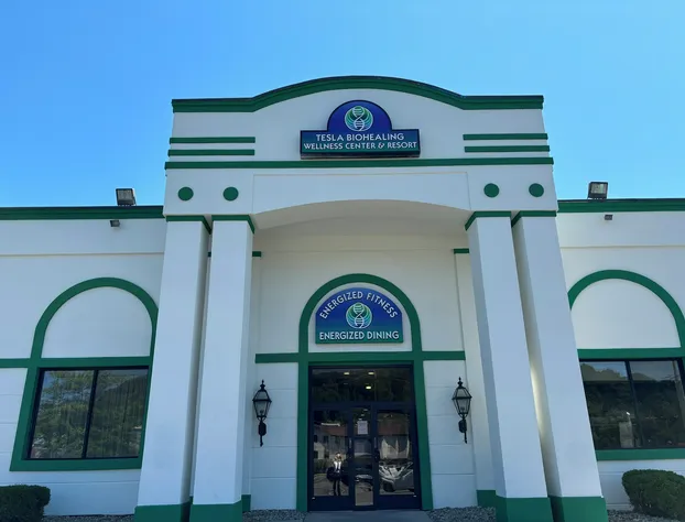 Ramada by Wyndham Butler/Tesla Biohealing Resort hotel detail image 2