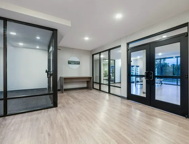 Echo Suites Sterling hotel detail image 3