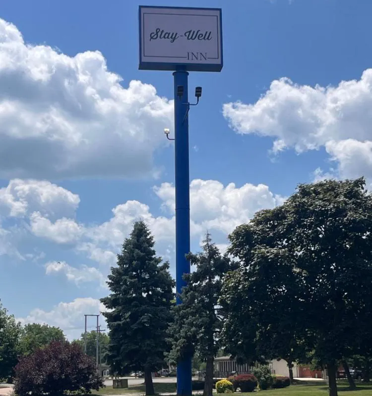 Stay-Well Inn hotel hero