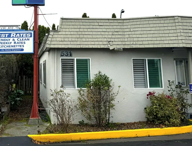 6 Rivers Motel Fortuna near Hwy 101 hotel detail image 1