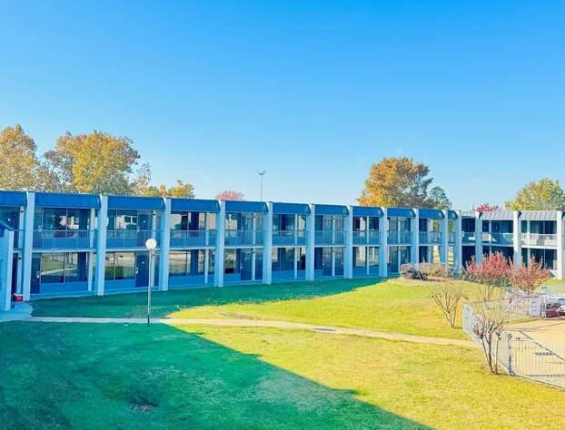 Vip inn and suites hotel detail image 1