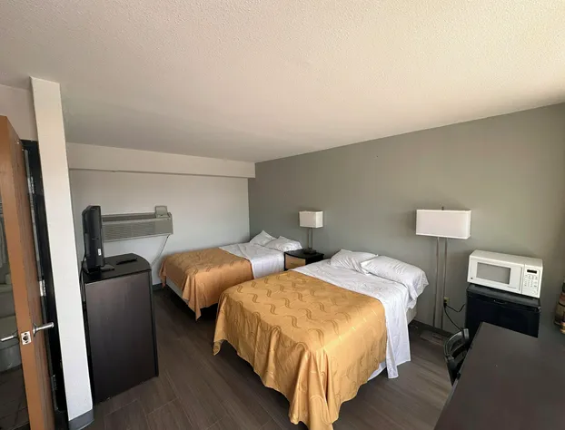 Executive Inn - Lawton hotel detail image 3