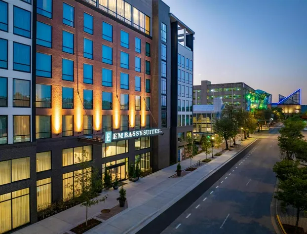 Embassy Suites By Hilton Chattanooga Downtown hotel detail image 2