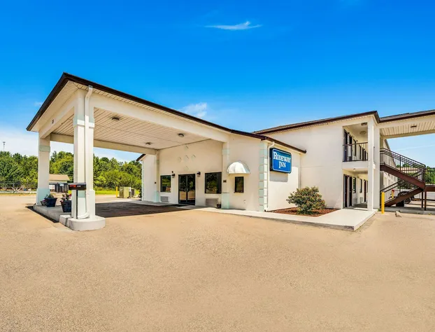 Rodeway Inn Sandersville hotel detail image 3