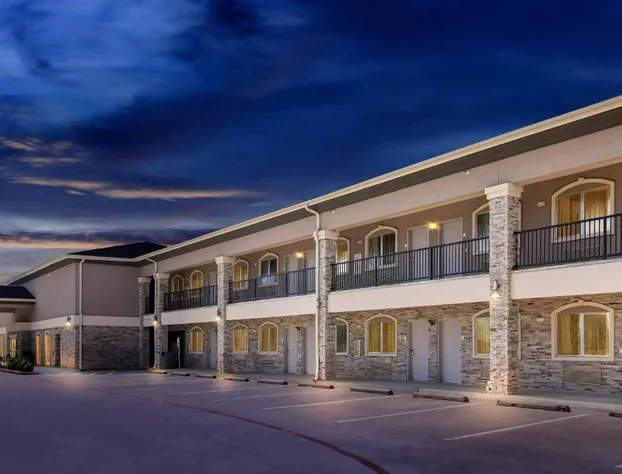 Econo Lodge hotel detail image 3