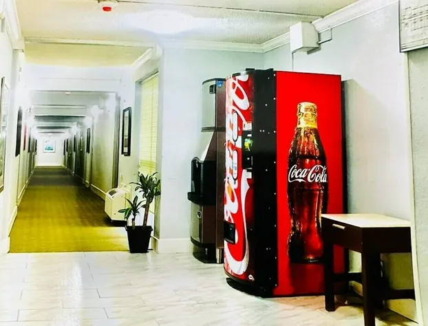 Econo Lodge Montgomery South I-65 hotel detail image 1