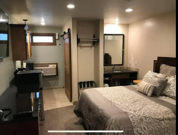 Baltzell Lodge hotel detail image 1