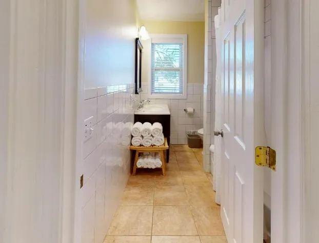 Breezeway Boutique Hotel hotel detail image 3