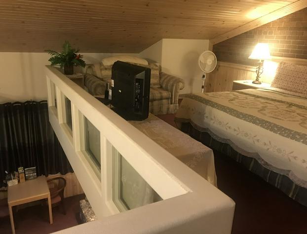 Country Lodge inn hotel detail image 2