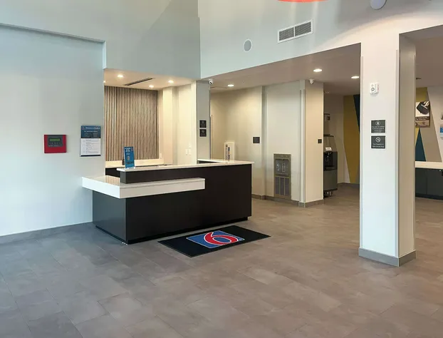 Studio 6 Richmond Airport hotel detail image 3